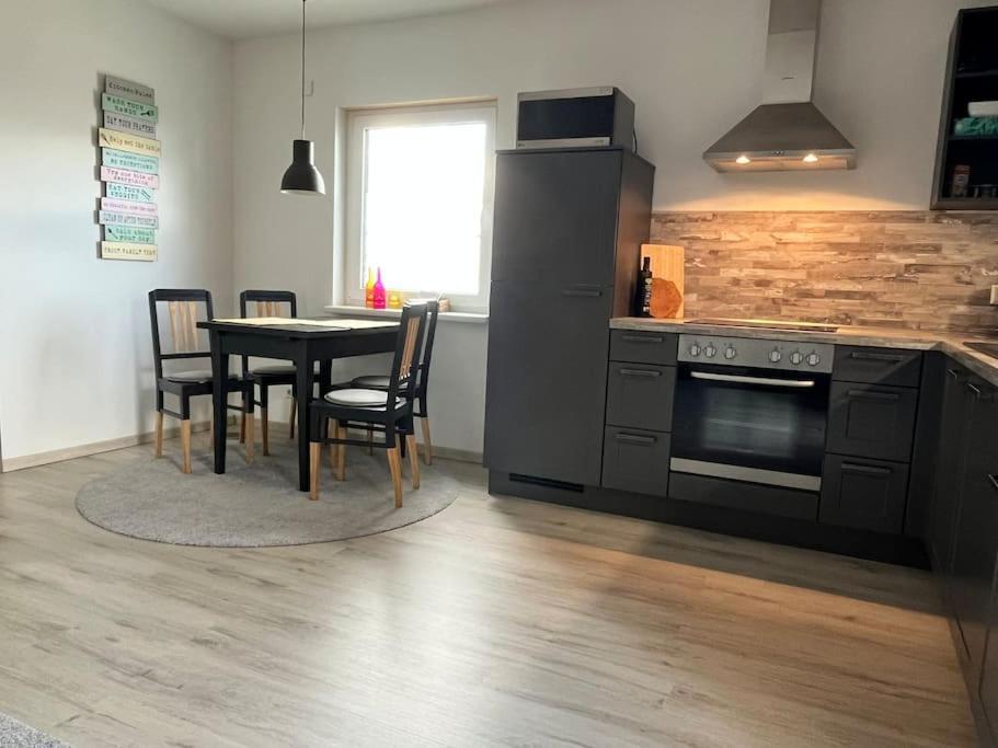 Appartement Buechensaal Mit Stellplatz Erlensee Exterior foto